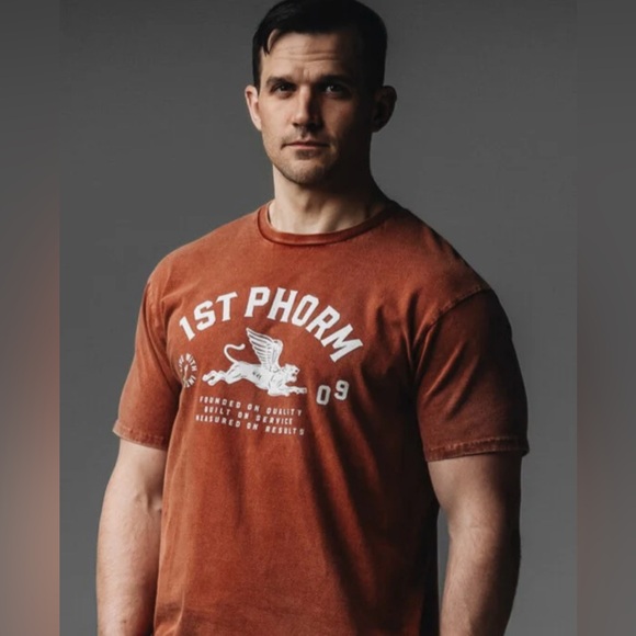 Men's Rust T-Shirt - Picture 1 of 2